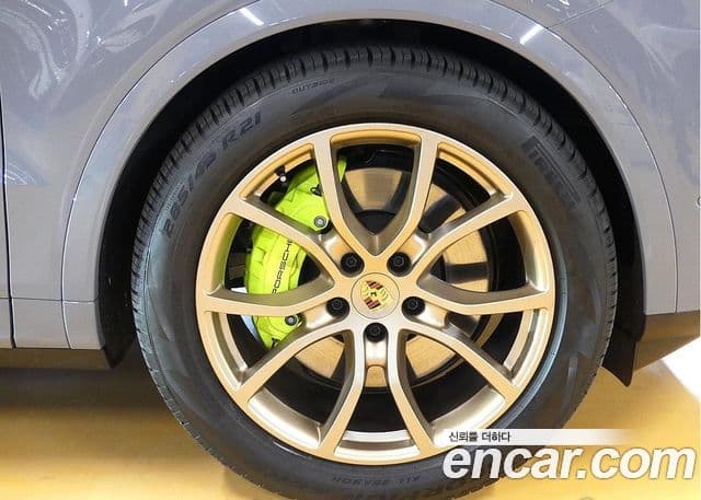 Porsche Cayenne 2024 — Şəkil 4/20