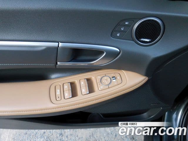 Hyundai Sonata 2020 — фото 15 из 20