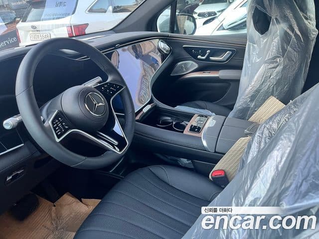 Mercedes-Benz EQS SUV 2025 — ფოტო 3/10