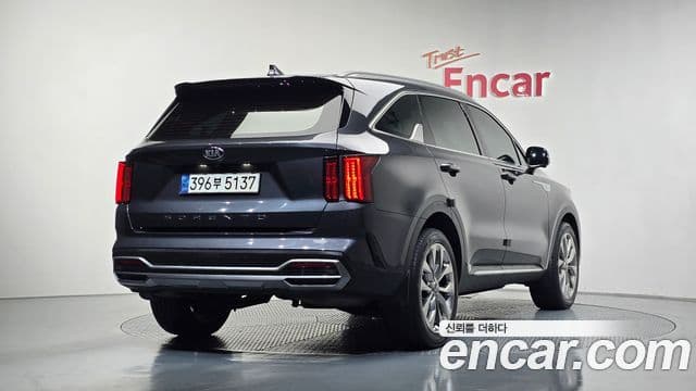 Kia Sorento 2021 — ფოტო 2/20
