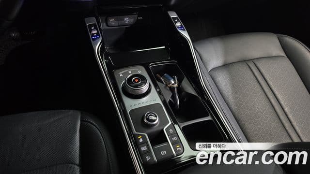 Kia Sorento 2021 — ფოტო 9/20