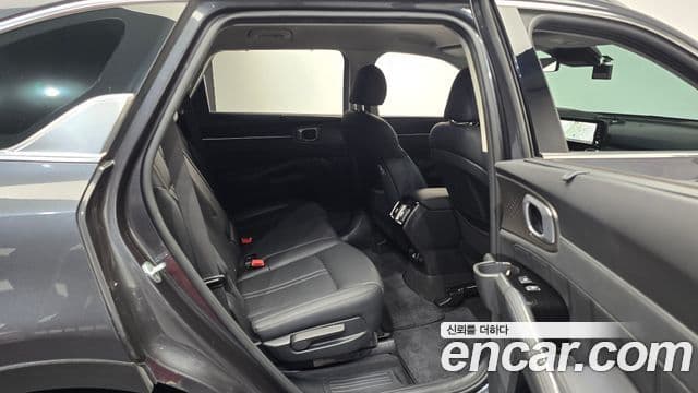 Kia Sorento 2021 — ფოტო 12/20