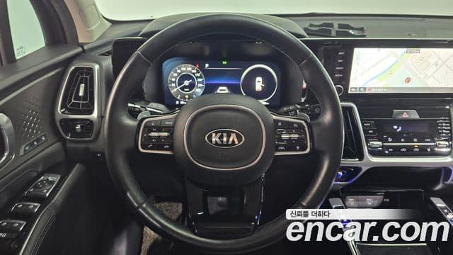 Kia Sorento 2021 — ფოტო 13/20