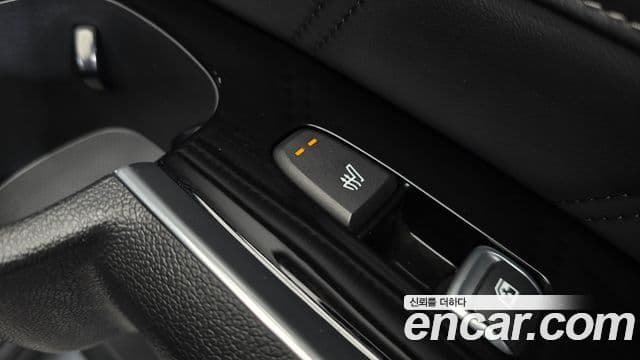 Kia Sorento 2021 — ფოტო 19/20