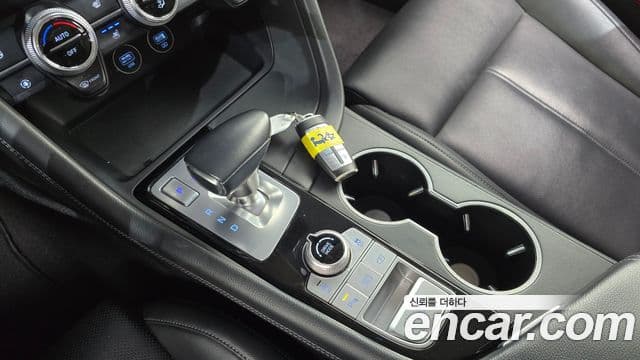 Genesis G70 2022 — ფოტო 9/20