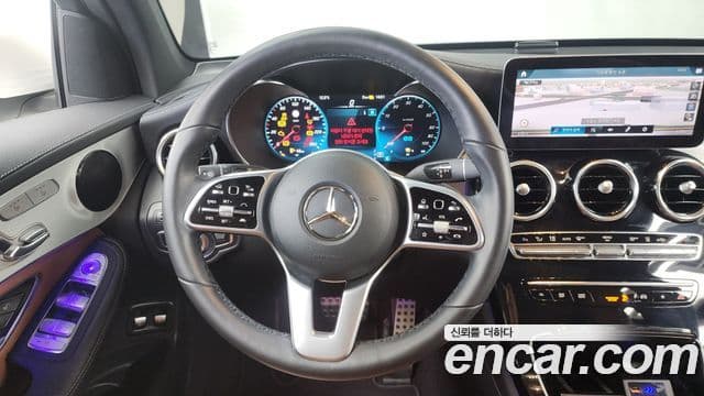 Mercedes-Benz GLC-Class 2022 — ფოტო 18/20