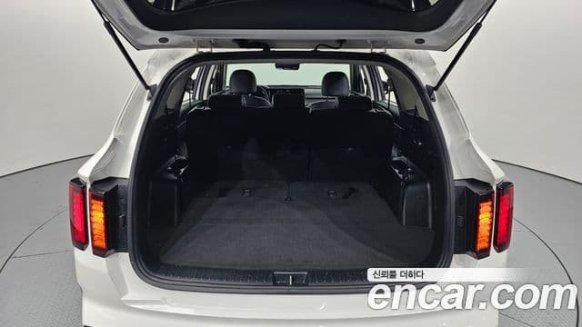 Kia Sorento 2022 — ფოტო 20/20
