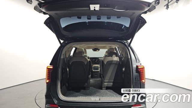 Kia Carnival 2023 — Şəkil 20/20