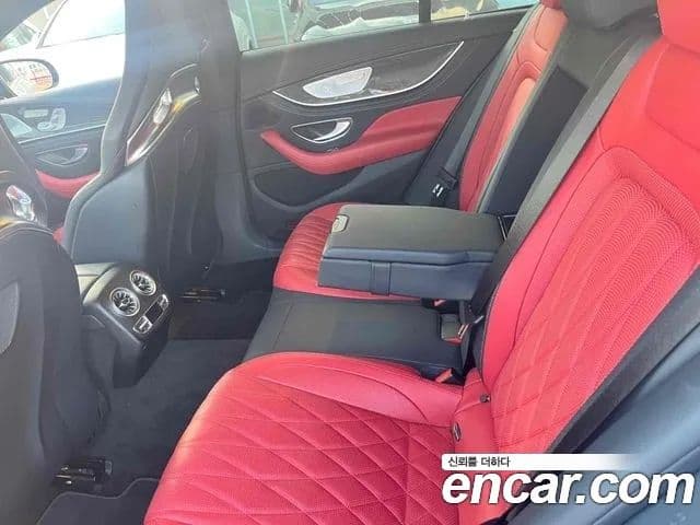 Mercedes-Benz AMG GT 2023 — Şəkil 10/20