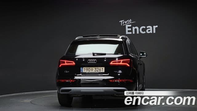 Audi Q5 2020 — Şəkil 4/20