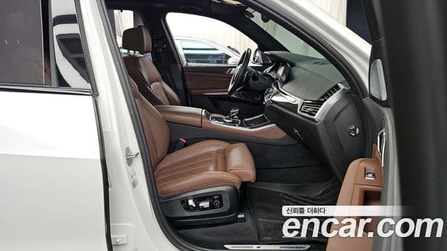 BMW X5 2022 — Фото 11/20