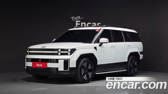 Hyundai Santa Fe 2023 — Фото 1/20