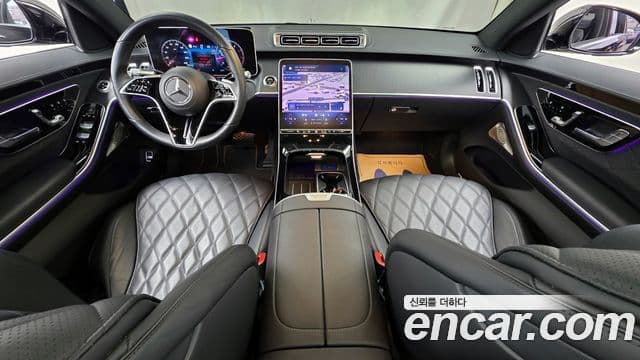 Mercedes-Benz S-Class 2024 — Photo 6/20