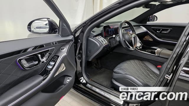 Mercedes-Benz S-Class 2024 — Photo 18/20