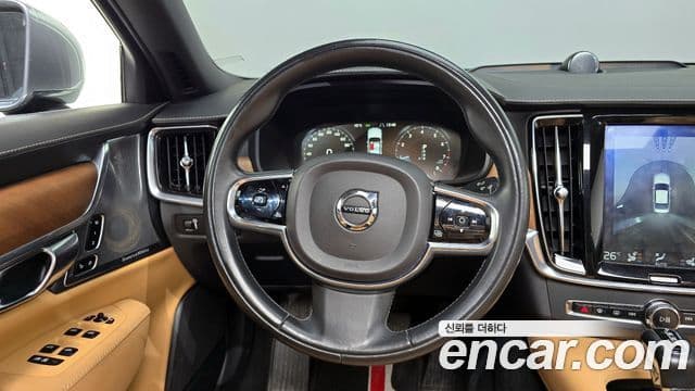 Volvo S90 2019 — ფოტო 7/20