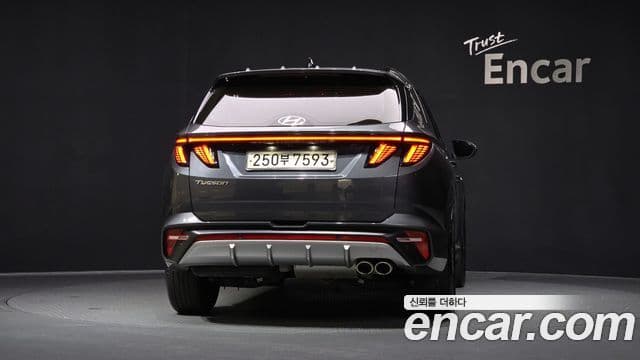 Hyundai Tucson Hybrid 2022 — Photo 4/20