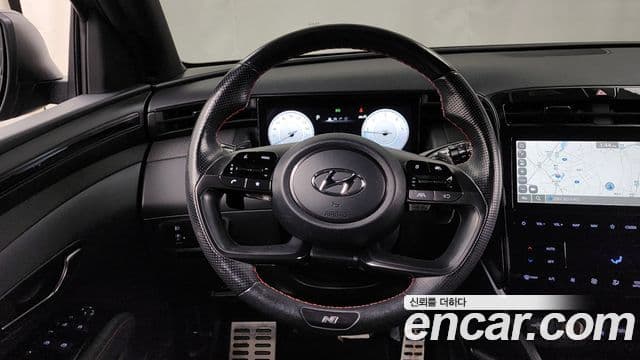 Hyundai Tucson Hybrid 2022 — Photo 14/20