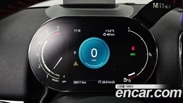 Mini Cooper SD Countryman 2020 — ფოტო 8/20