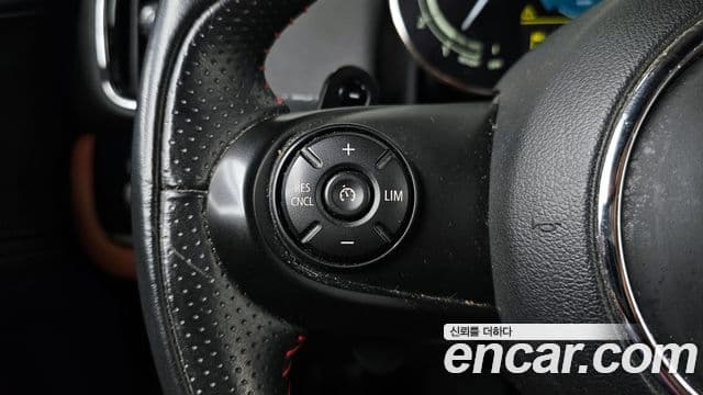 Mini Cooper SD Countryman 2020 — ფოტო 16/20