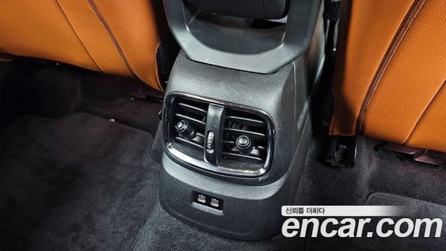 Mini Cooper SD Countryman 2020 — ფოტო 19/20