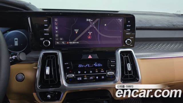 Kia Sorento 2021 — Photo 13/20