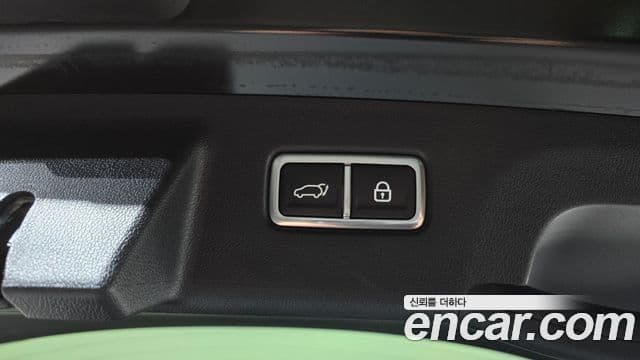 Kia Sorento 2021 — Photo 16/20