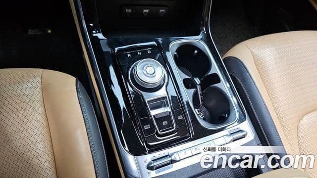 Kia Carnival 2020 — Şəkil 9/20