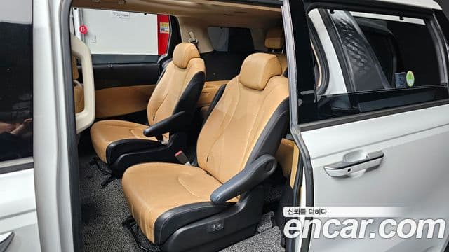 Kia Carnival 2020 — Şəkil 11/20
