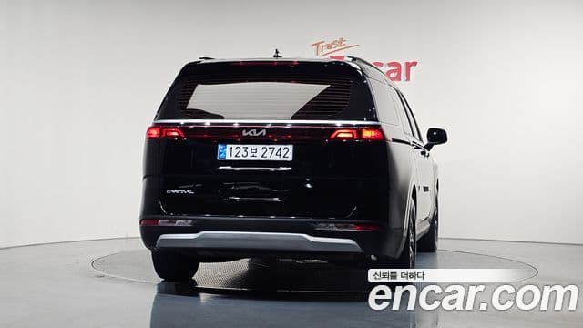 Kia Carnival 2022 — Фото 4/20