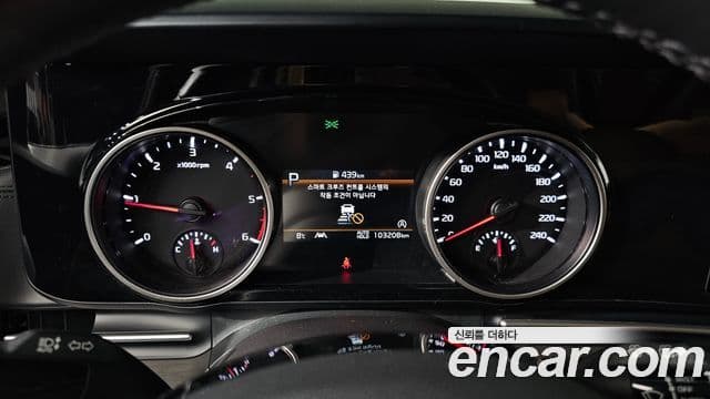 Kia Carnival 2022 — Фото 8/20