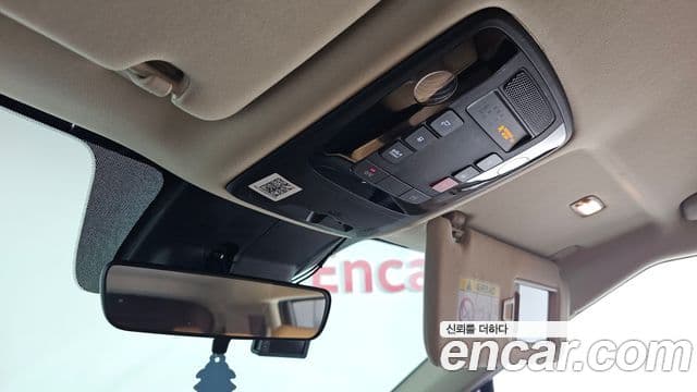 Kia Carnival 2022 — Фото 17/20