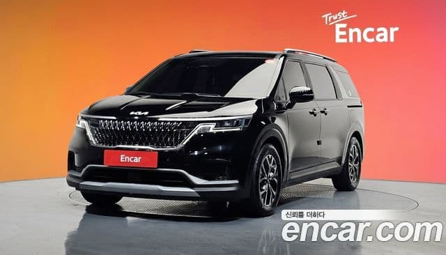 Kia Carnival 2022 — Фото 1/20