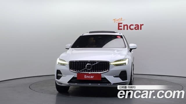 Volvo XC60 2022 — Şəkil 5/20