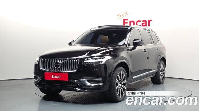 Volvo XC90 2021 — ფოტო 1/20
