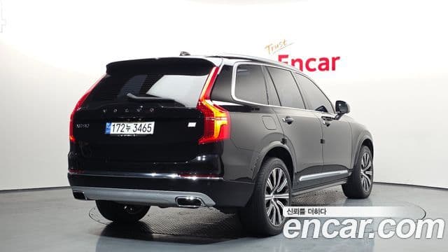 Volvo XC90 2021 — ფოტო 2/20