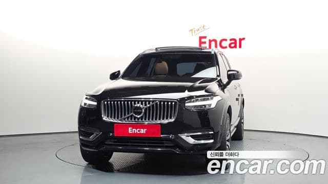 Volvo XC90 2021 — ფოტო 3/20