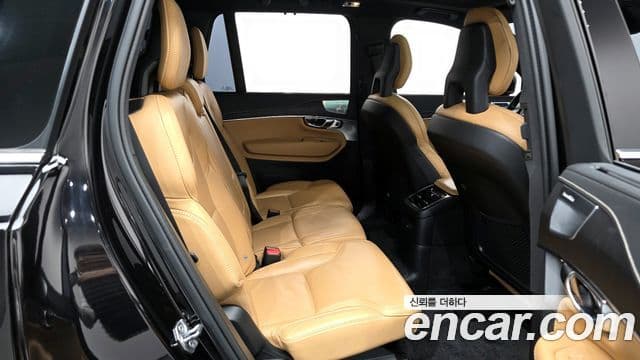 Volvo XC90 2021 — ფოტო 12/20