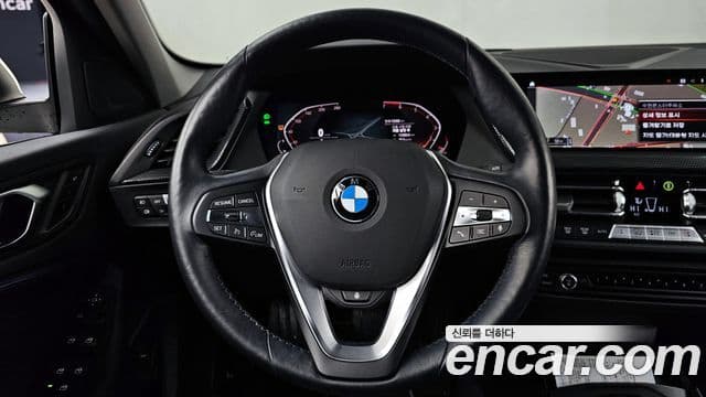 BMW 1 Series 2023 — Şəkil 13/20
