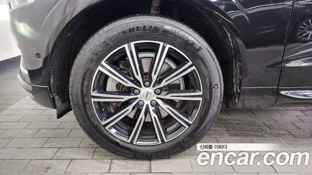 Volvo XC60 2020 — Şəkil 4/20