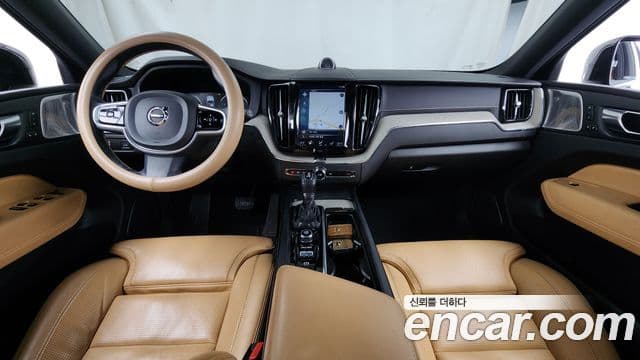 Volvo XC60 2020 — Şəkil 6/20