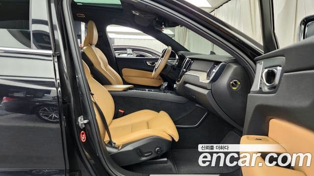 Volvo XC60 2020 — Şəkil 11/20
