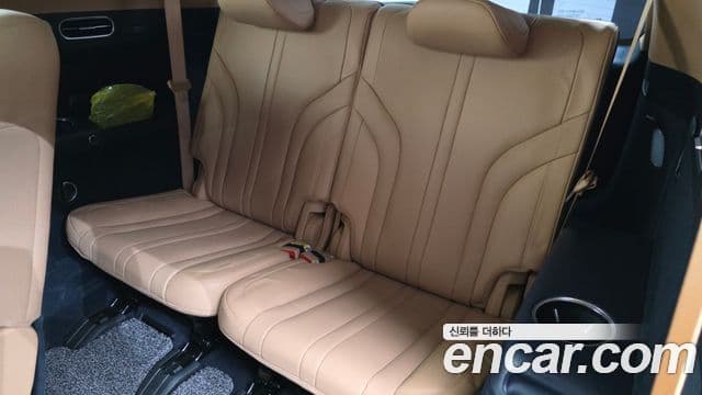 Genesis GV80 2020 — ფოტო 19/20