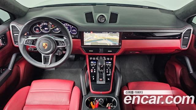 Porsche Cayenne 2021 — ფოტო 3/20