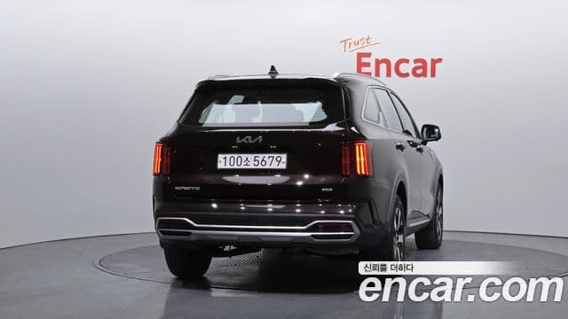 Kia Sorento 2023 — Şəkil 4/20