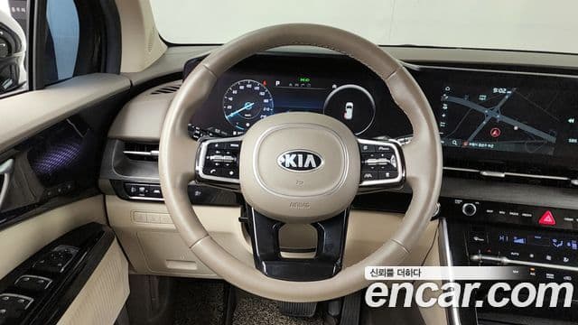 Kia Carnival 2020 — Фото 13/20