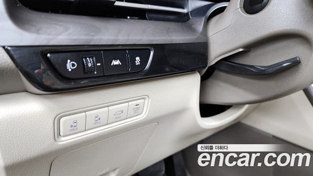 Kia Carnival 2020 — Фото 16/20