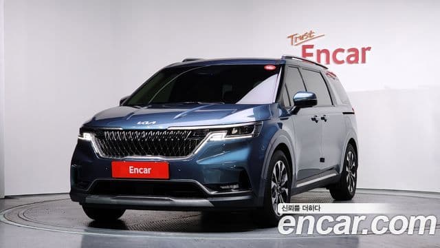 Kia Carnival 2022 — Фото 1/20
