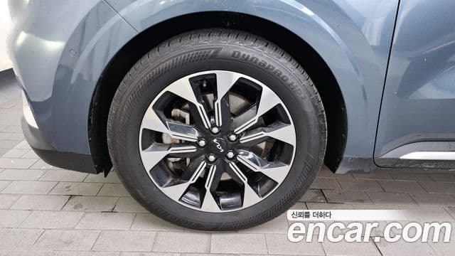 Kia Carnival 2022 — Фото 5/20