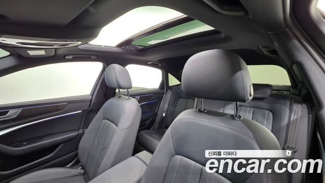 Audi A6 2021 — фото 12 из 20