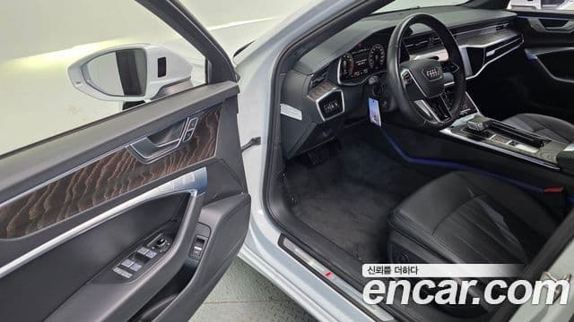 Audi A6 2021 — Şəkil 13/20